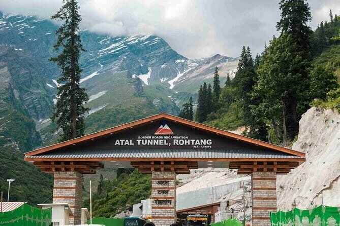 Atal Tunnel Sightseeing Tour Covering Sissu & Solang Valley - Key highlights you’ll actually care about