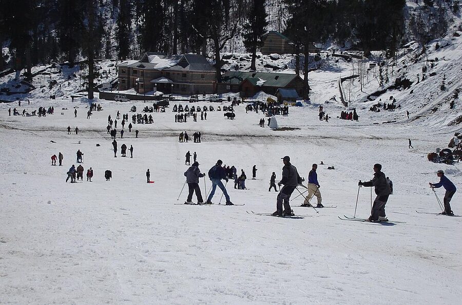 Skiing at Manali