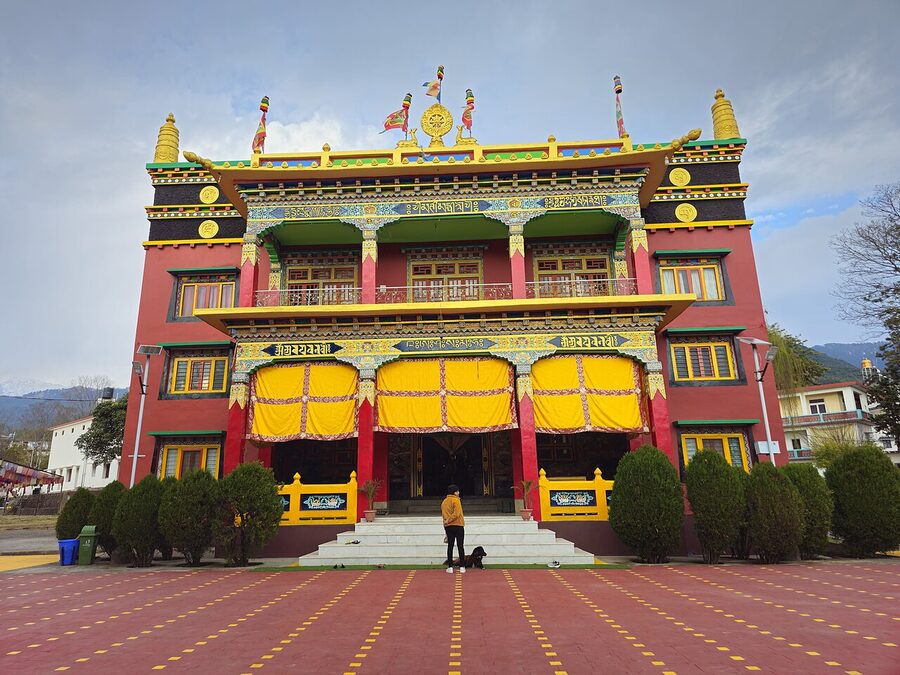 Chokling Monastery stupas in the Bir Tibetan Colony