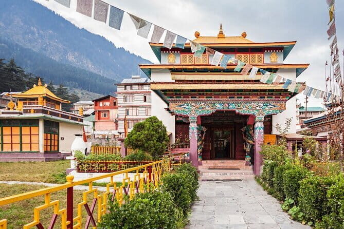 Dharamshala: Full Day Customizable City Sightseeing Tour - Stop 2: Bhagsu Waterfall and the short cafe-lined trail