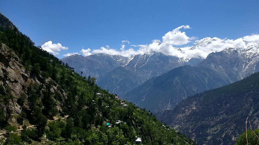 Roghi village near Kalpa in Kinnaur with traditional Kinnauri architecture