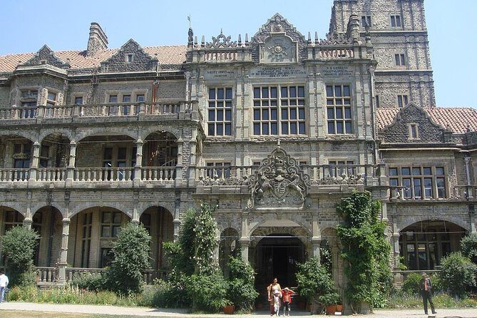 Guided Heritage Walk Tour in Shimla - Indian Institute of Advanced Study: your walk’s calm finale