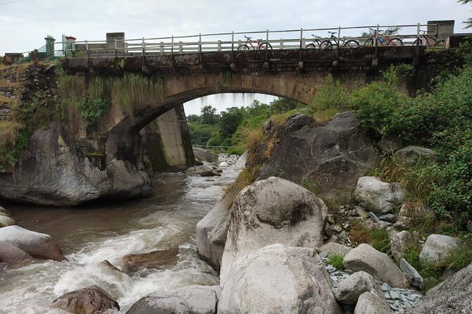 hilloferry - a guided cycling tour - Dharamsala mountain biking with hilloferry: what the experience feels like