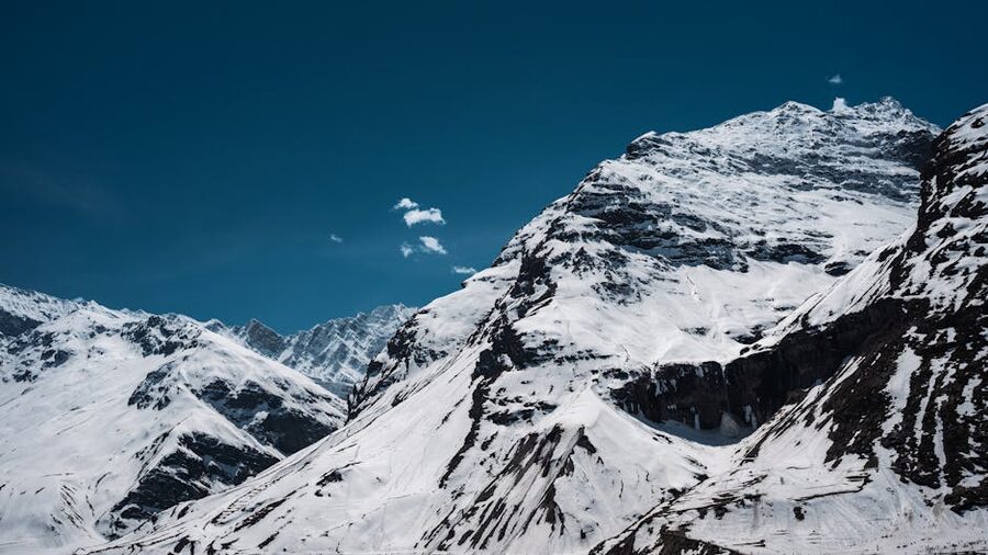 Snow-capped mountains in Sissu, Himachal Pradesh