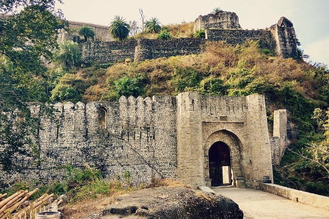 Historical Tour including Unesco Kangra fort & Rock cut temple from Dharamshala - The ride through Kangra Valley and village life