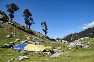 Indrahar Pass Trek with Manu Adventures India - Triund to Lahesh Cave via Laka: where the trail gets more character