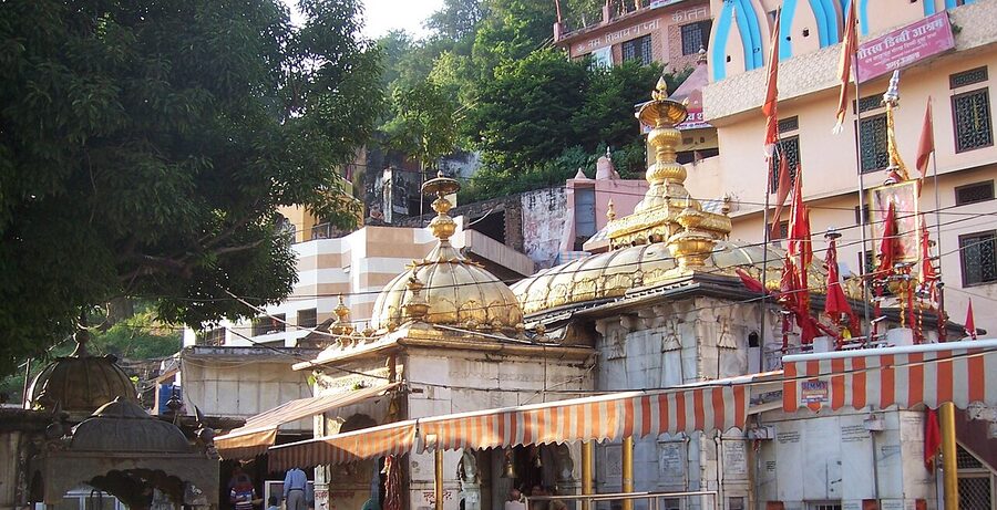 Jwalamukhi Devi Mandir at Kangra, Himachal Pradesh, with its gilt dome and traditional architecture