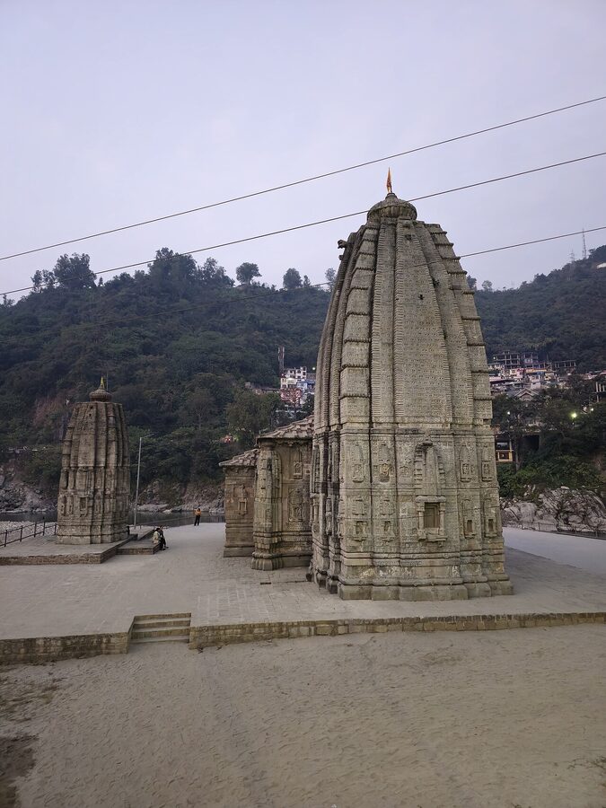The Panchvaktra Temple at the Beas-Suketi confluence in Mandi.