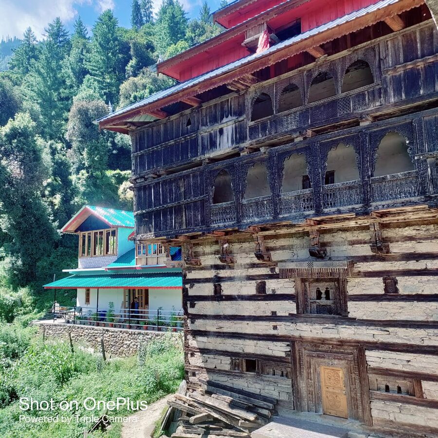 A small Kath Kuni village deity temple in Kullu district, Himachal Pradesh.
