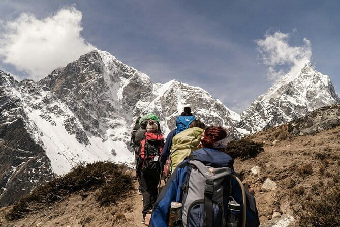 Private Guided Dharamshala Tour with Scenic Views & Lunch - Back to Tsuglagkhang Complex: official home vibes and a chance to absorb more
