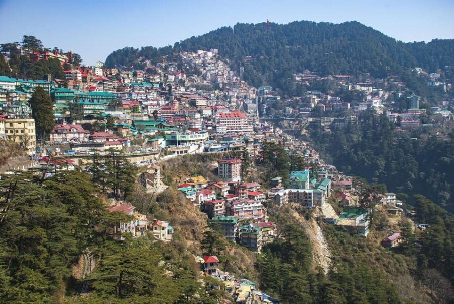 Shimla: Hiking Tour to Jakhu Hill with Local Guide - The 108-foot Hanuman statue: why it feels huge from every angle