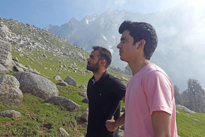 Snowline Trek - Day 1: McLeod Ganj to Snowline (with Triund Top on the way)