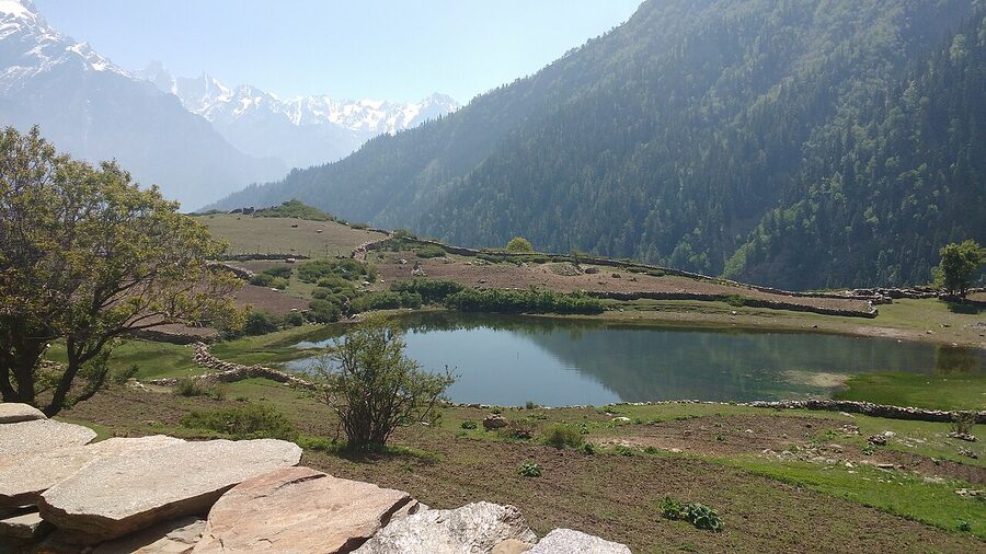 Sangla Kanda meadow on Rupin Pass trek